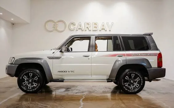 Nissan super safari